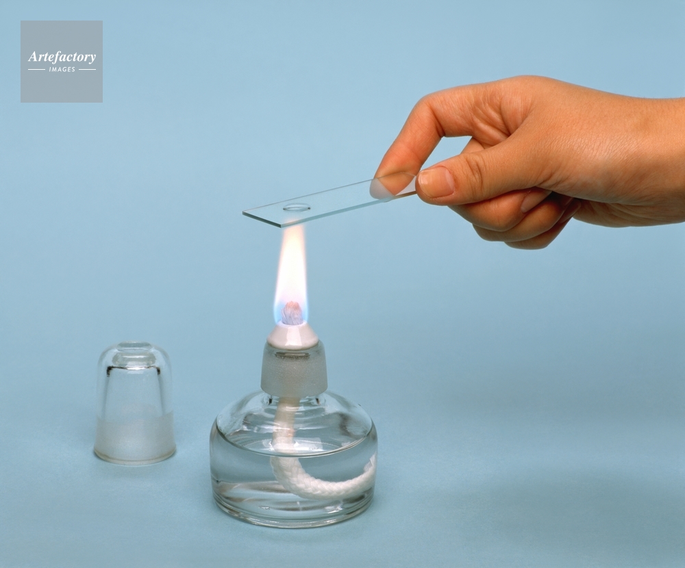 水溶液を取り熱する