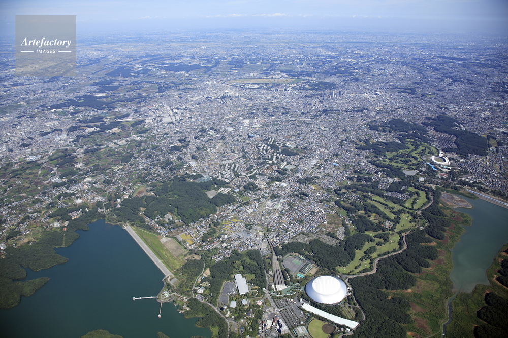 西武球場前駅より所沢市街地