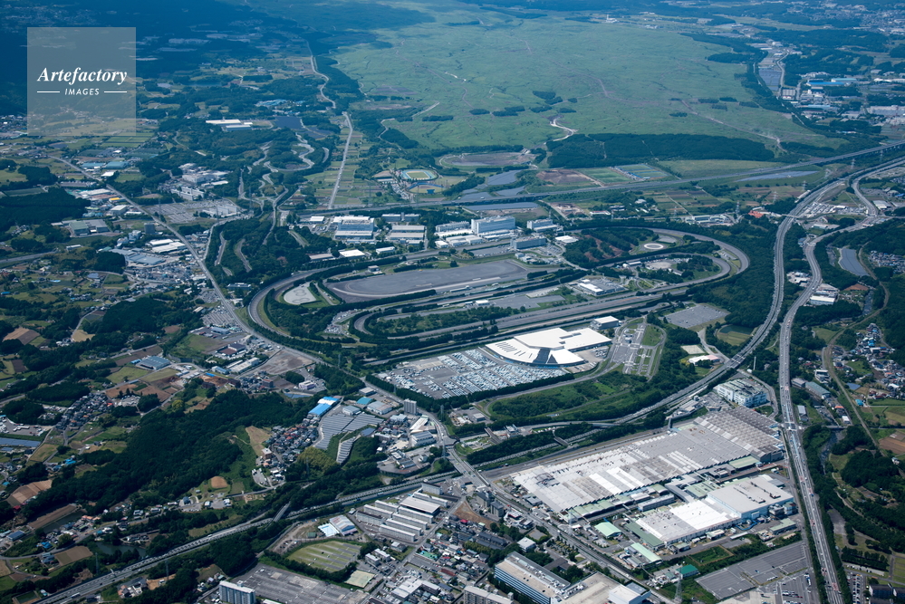 トヨタ自動車東日本 東富士工場と裾野ＩＣ(東名高速道路)周辺