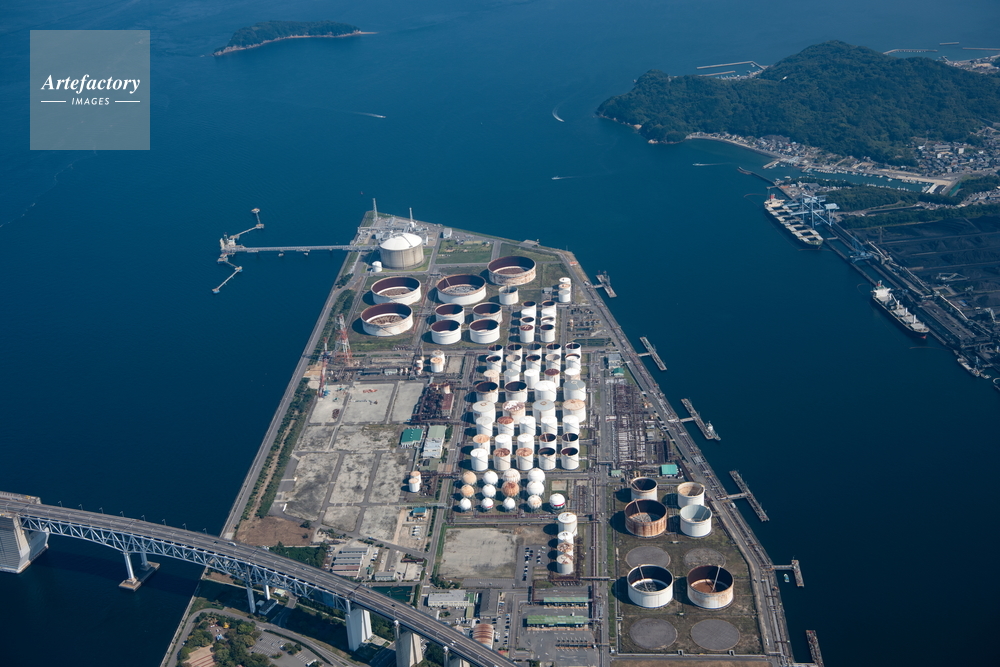 番の州臨海工業(番の州緑町の石油タンク群)